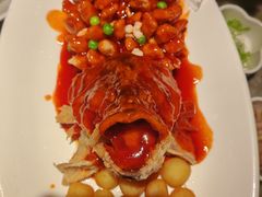-吴越荣记苏州菜·松鼠桂鱼 100% 活鱼现做(月光码头店)
