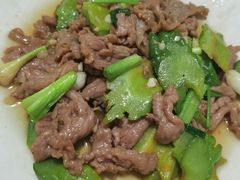 -洪霞餐馆
