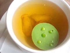 莲蓬养生炖松茸-三利音·东方司宴(外滩店)