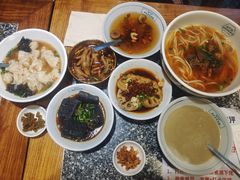 -湘下佬·老长沙吃货铺(酃湖万达店)
