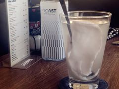 -ROAST coffee & eatery