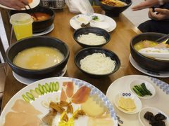 -桥香园云南过桥米线(红龙井店)
