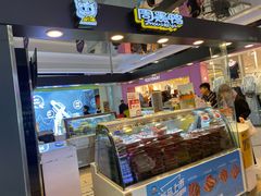 -周黑鸭(北京海淀区新中关店)