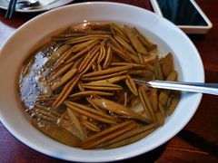 西湖莼菜汤-大牌大·传统杭帮菜(湖滨店)