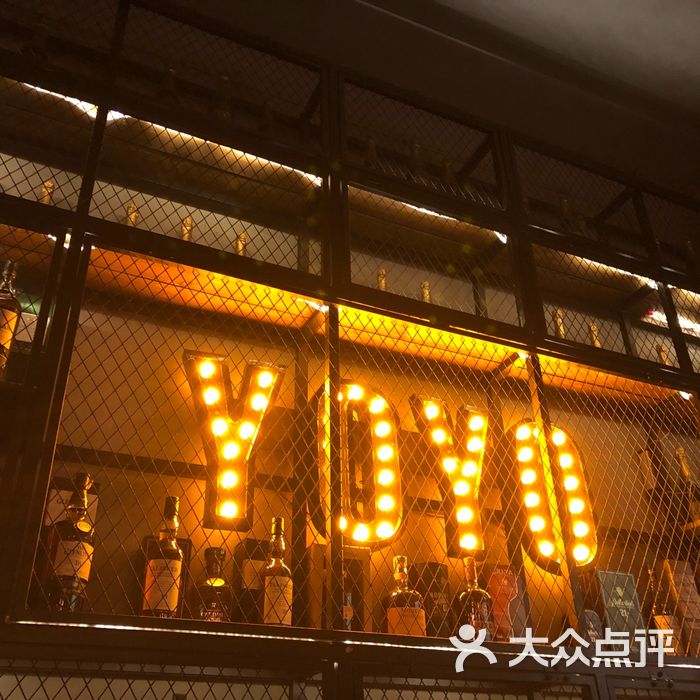 厦门yoyo酒吧路虎图片