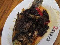 -老鼎万春卤菜(鹭湖宫8区店)