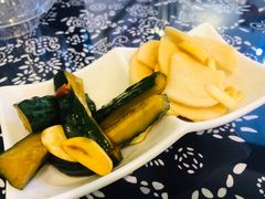-八两八金·莱芜特色炒鸡(市南漳浦路店)