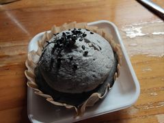 -红宝石·鲜奶小方·海派西点房(南丹店)