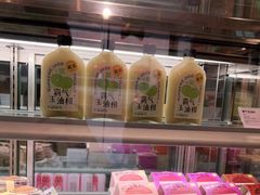 零售区-奈雪的茶(大连新玛特店)