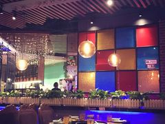 -三人行骨头王火锅(长寿店)