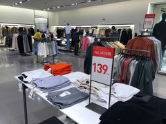 -ZARA(熙地港店)