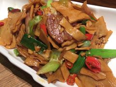 青蒜腊肉野笋-渔沧米缸·绍兴美食(万达店)