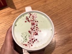 樱绽草莓茶拿铁-星巴克臻选(广州东山锦轩店)