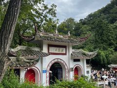 -黔灵山公园