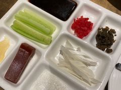 酥香嫩烤鸭-四季民福烤鸭店(西单华威约饭街店)
