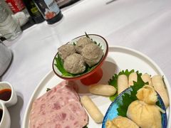 -红鼎豆捞·非遗鲍皇汤火锅(宝丰路店)