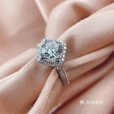 结婚钻戒