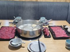 -云聚汇牛很鲜潮汕牛肉火锅(克拉玛依汉博店)