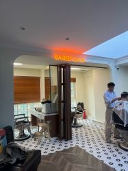 -理昂男士理发店 Barber shop