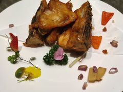 干煎鲳鱼-御花园·粤菜·海鲜火锅(中山公园店)