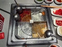 -海底捞火锅(新松江路生日主题店)