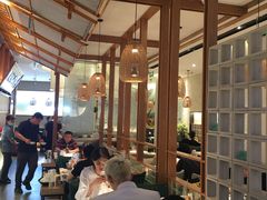 -三人行骨头王火锅(长寿店)