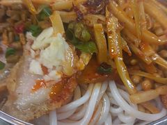 -红鼻子桂林米粉(金唐新光界店)