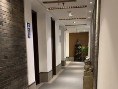-梅花香里大酒店(郁金香路店)