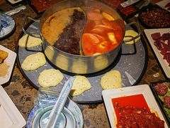 鸳鸯锅底-三牦记·很牛的牦牛肉(柏条河北路下段店)