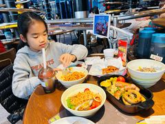 -泡泡玛特POPMART(蓝色港湾店)