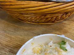 -愉肴麻辣香锅(中山路店)