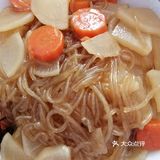 洋葱鸡蛋炒年糕，年糕要提前煮熟