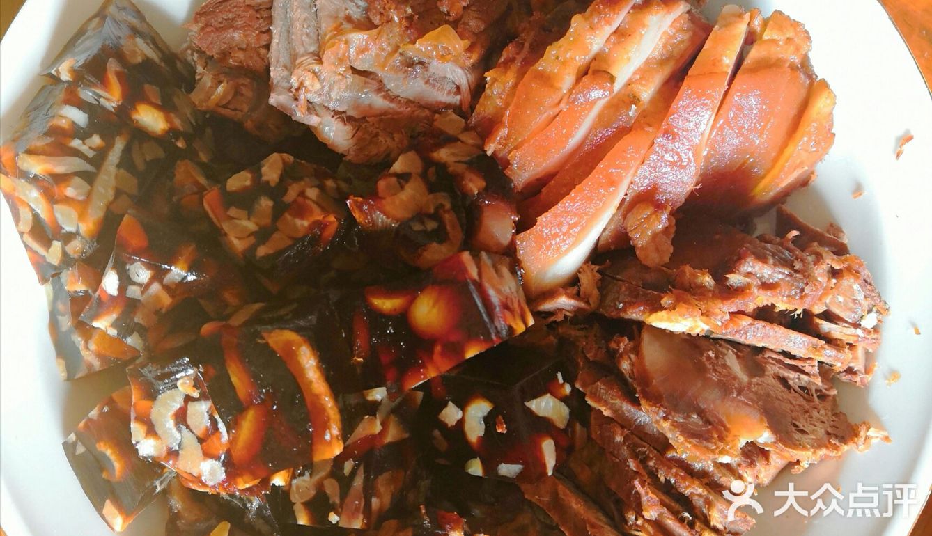 四喜丸子,酱肉拼盘,豆酱