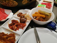 -山焱·炭火自助烤肉(周浦万达店)