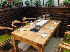 -洪忠涮烤王(嵩山路店)