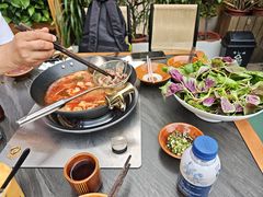 -贵厨酸汤牛肉(花果园国际中心店)