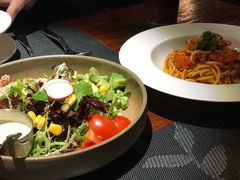牛油果鲜虾沙拉-秀·爱尔兰餐吧(上海路店)
