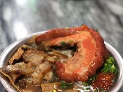 -肥佬良扣肉粉面店(梧州总店)