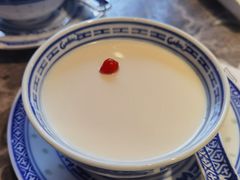 杏仁豆腐-禄婶鸡煲·打边炉