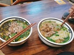 -霸舌生滚牛肉米粉(天生街道店)