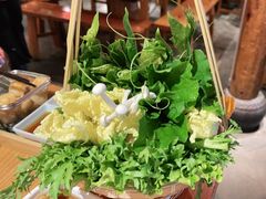 -野山舂·贵州现舂酸汤火锅(鸿通城店)