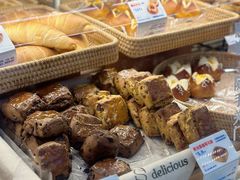 -红星前进面包牛奶公司(君太店)