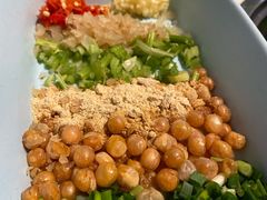 -蛙两只美蛙鱼头火锅(恒茂店)