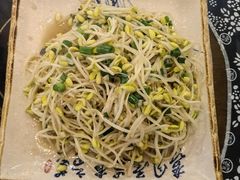 -黄桷树曹家私房菜(江与城店)