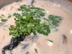 鱼头炖汤-春盛渔府(牛首山店)