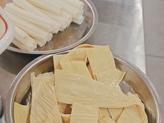 -肖婷姐大铁锅重庆火锅(南湖店)