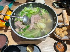 -川堂风·跷脚牛肉·乐山爆炒(宝山日月光店)