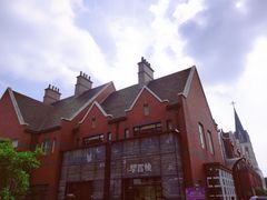 -钟书阁(松江泰晤士小镇店)