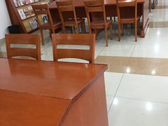 -上海市静安区图书馆(新闸路馆)