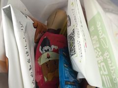 -三只松鼠生活馆(芜湖弋江金鹰店)